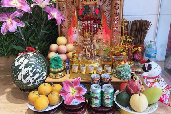 Cần tuân thủ theo các bước để đảm bảo sự linh thiêng và thuận lợi khi về nhà mới. Cần tuân thủ theo các bước để đảm bảo sự linh thiêng và thuận lợi khi về nhà mới.