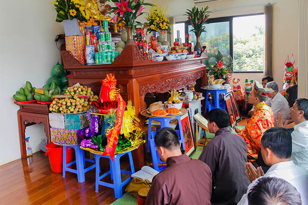 Cúng nhập trạch không chỉ là một nghi lễ di chuyển vật chất mà còn chứa đựng ý nghĩa tâm linh sâu sắc. Cúng nhập trạch không chỉ là một nghi lễ di chuyển vật chất mà còn chứa đựng ý nghĩa tâm linh sâu sắc.