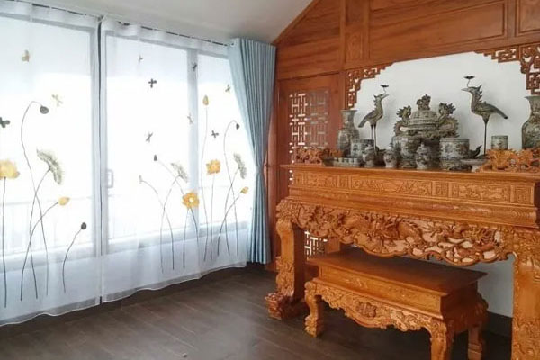 Mẹo chọn rèm bàn thờ hợp mệnh gia chủ Mẹo chọn rèm bàn thờ hợp mệnh gia chủ
