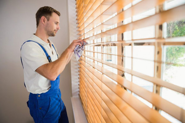 Cần bảo quản và vệ sinh định kỳ để kéo dài tuổi thọ sử dụng của rèm. Cần bảo quản và vệ sinh định kỳ để kéo dài tuổi thọ sử dụng của rèm.