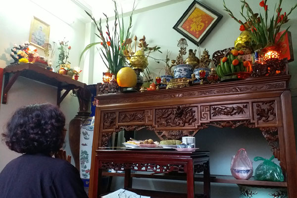 Mâm lễ cúng ngày giỗ đầu cũng cần được chuẩn bị thịnh soạn hơn